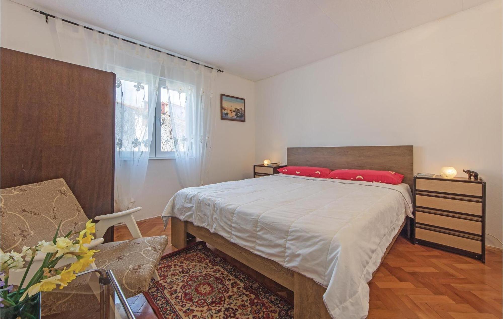 Awesome Apartment In Fazana With Wifi Εξωτερικό φωτογραφία