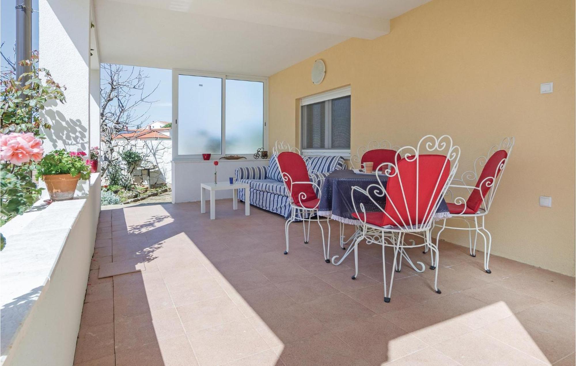 Awesome Apartment In Fazana With Wifi Εξωτερικό φωτογραφία