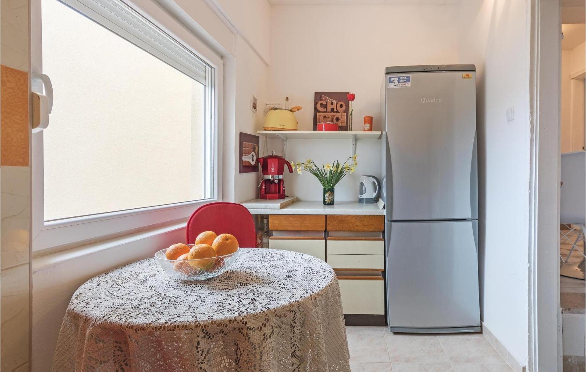 Awesome Apartment In Fazana With Wifi Εξωτερικό φωτογραφία